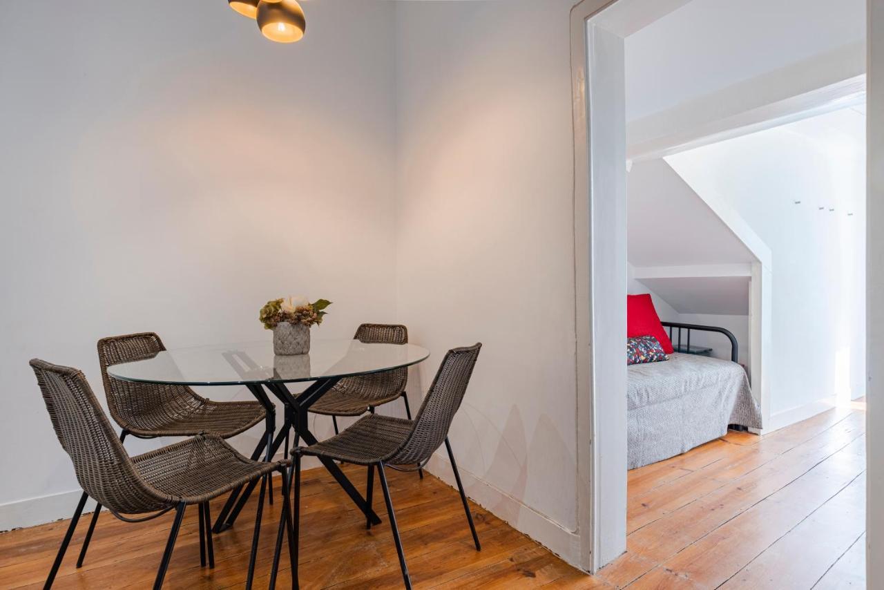 Alfama 2Bdr Duplex Apartment W/ Balcony By Lovelystay Lisabona Exterior foto